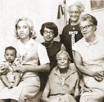 Priscilla Williams & 5 family